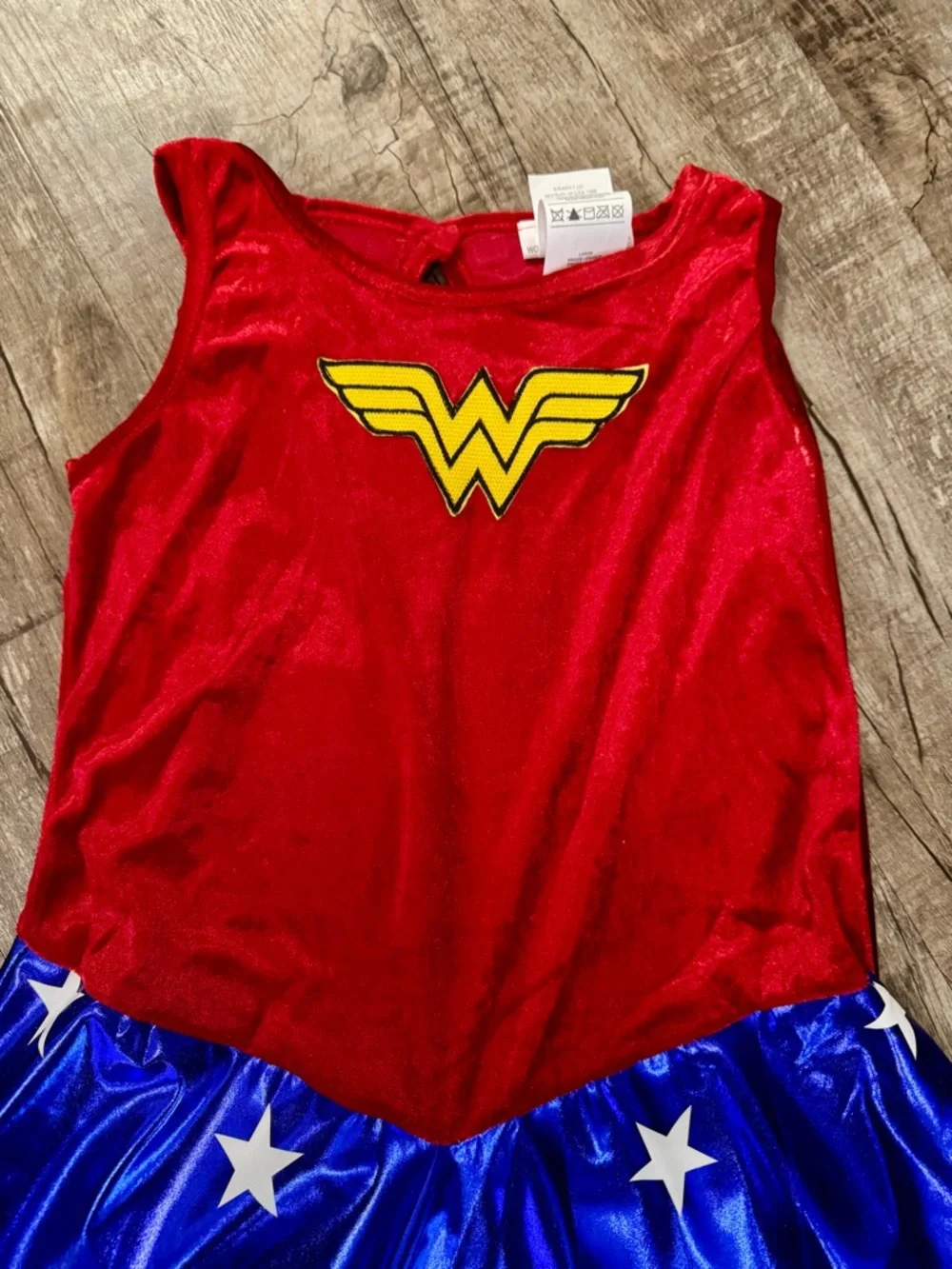 NIP Wonder Woman Costume Youth Large‎ 10-12 Dress Cape Full Set Halloween